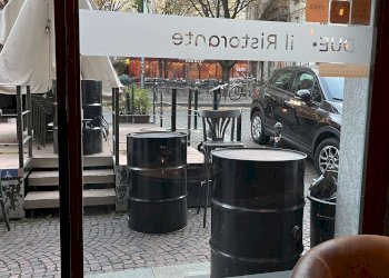 Locale - Pub - Enoteca - Wine Bar piazza EMANUELE FILIBERTO, 6/A, Torino (zona Centro) - foto 35