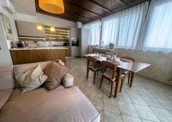 Salone - Quadrilocale via Tenente Domenico Speranza, 8, Bitonto - foto 1