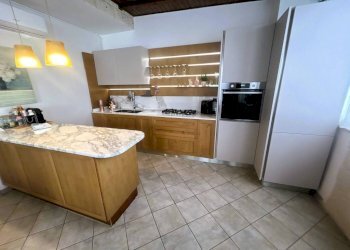 Cucina - Quadrilocale via Tenente Domenico Speranza, 8, Bitonto - foto 2