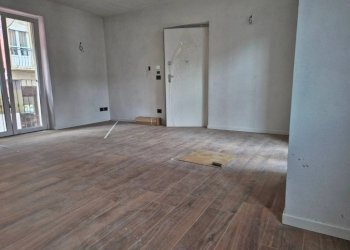 Cucina - Quadrilocale via Guglielmo Marconi, Borgo San Dalmazzo - foto 1