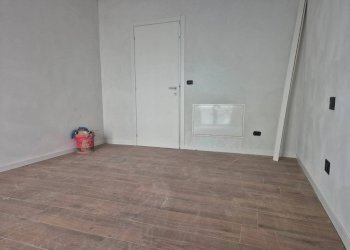 Camera da letto - Quadrilocale via Guglielmo Marconi, Borgo San Dalmazzo - foto 10