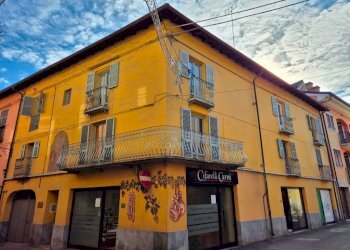 Facciata - Monolocale via Guglielmo Marconi, Borgo San Dalmazzo - foto 1