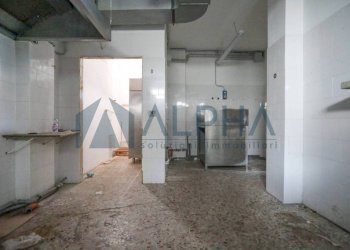 Interno non residenziale - Shop viale Giovanni Segantini, Cesenatico - photo 11