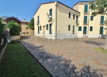 esterno - Ufficio Via Alcide de Gasperi 80, Montecchio Maggiore - foto 2