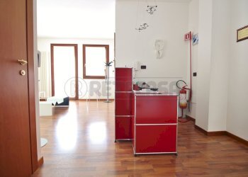 ingresso - area di attesa - Ufficio Via Alcide de Gasperi 80, Montecchio Maggiore - foto 5