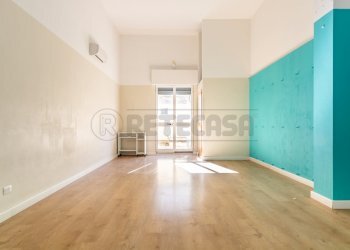 IMG_2062-HDR.jpg - Locale Commerciale Via amendola  16, Bisceglie - foto 1