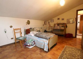 15_Letto p1.JPG - Villa a Schiera Sermide e Felonica - foto 15