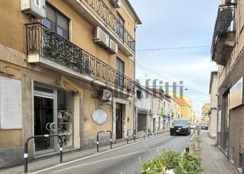 image00003.jpeg - Locale Commerciale Via Progresso 34, Catanzaro - foto 4