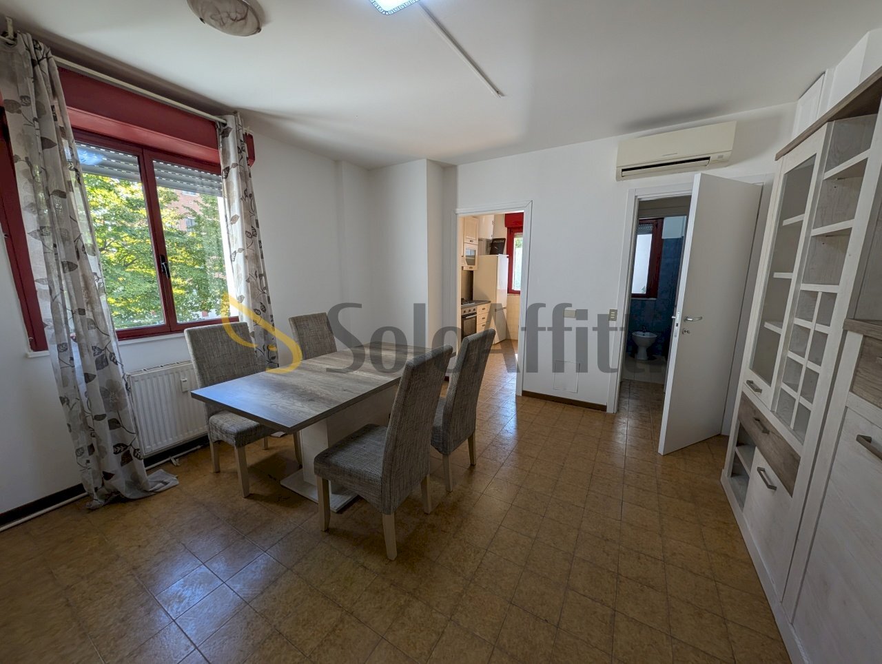 living - Trilocale Via Benedetto Croce 82, Modena - foto 1