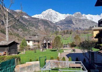 AFFITTO COURMAYEUR -  VISTA ESTERNA - Four-room apartment Courmayeur - photo 14