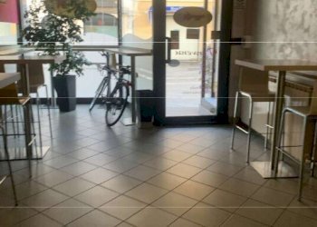 3.jpg - Locale Commerciale all'asta Corso Giuseppe Garibaldi 8, Valenza - foto 2