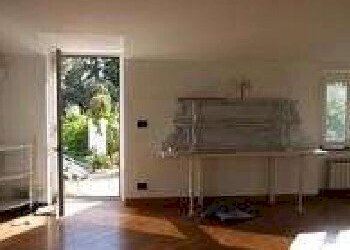 10.jpg - Independent house at auction Via Giovanni Amendola 7, Savona - photo 9