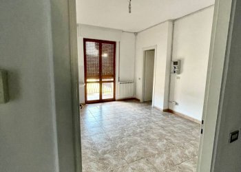 WhatsApp Image 2025-11-24 at 11.45.51.jpeg - Appartamento Brugnato - foto 5