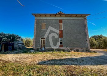 B2215A5A-B75A-41F2-BF3F-CAD131AAD846.jpeg - Casa indipendente Montecarotto - foto 13