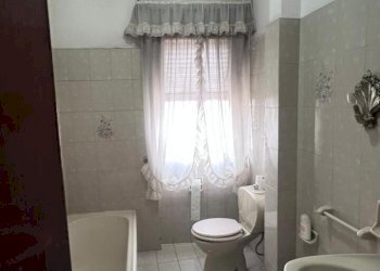 WhatsApp Image 2025-11-25 at 16.18.35 (4).jpeg - Appartamento Catania - foto 13