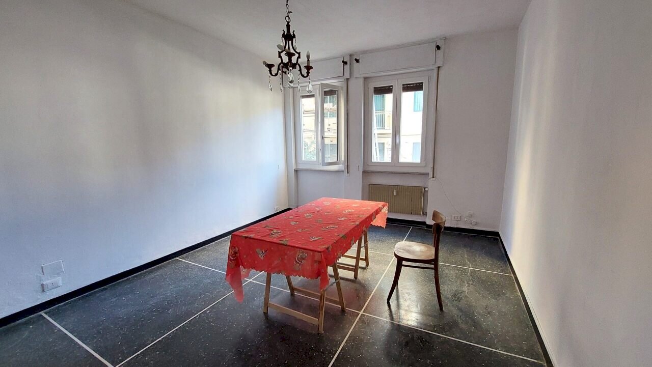20241205_142304.jpg - Three-room apartment Via Aurelio Robino, Genova (neighborhood Marassi) - photo 1