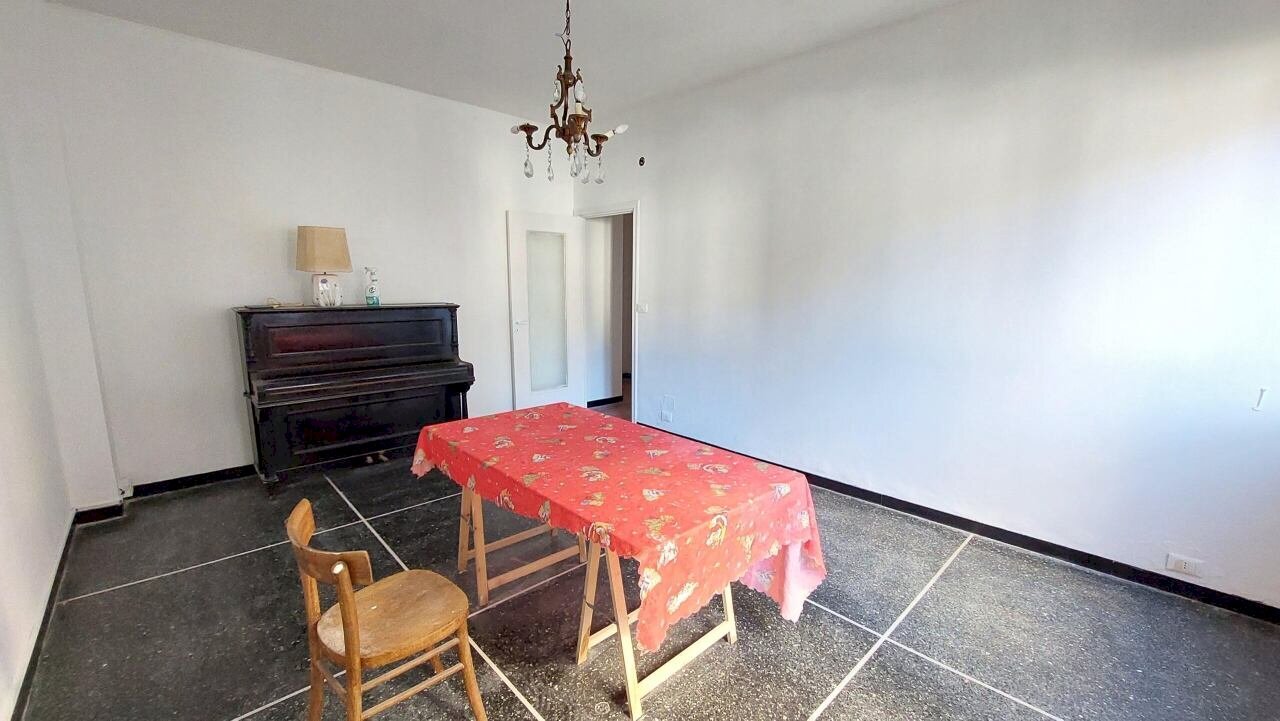 20241205_142353.jpg - Three-room apartment Via Aurelio Robino, Genova (neighborhood Marassi) - photo 3