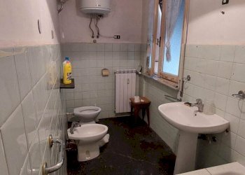 20230203_112521.jpg - Trilocale Via Aurelio Robino, Genova (zona Marassi) - foto 14