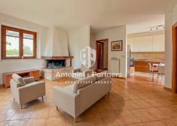 villa gaia 33.jpg - Villa a Schiera Vocabolo Portafana, Todi - foto 2