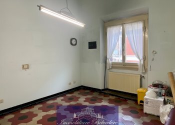 Gemini_Generated_Image_5lp8yc5lp8yc5lp8.png - Appartamento Piazza di San Jacopino, Firenze (zona Santa Maria Novella) - foto 1