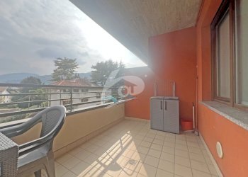 terrazzo - Bilocale VIA FABIO FILZI 1, Laveno-Mombello - foto 4