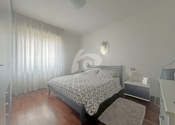 camera matrimoniale - Bilocale VIA FABIO FILZI 1, Laveno-Mombello - foto 6