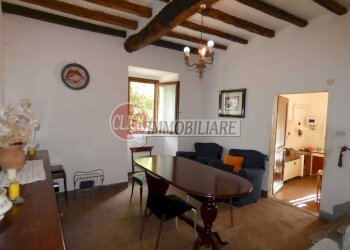 P1090658.JPG - Casa indipendente Scarperia e San Piero - foto 7