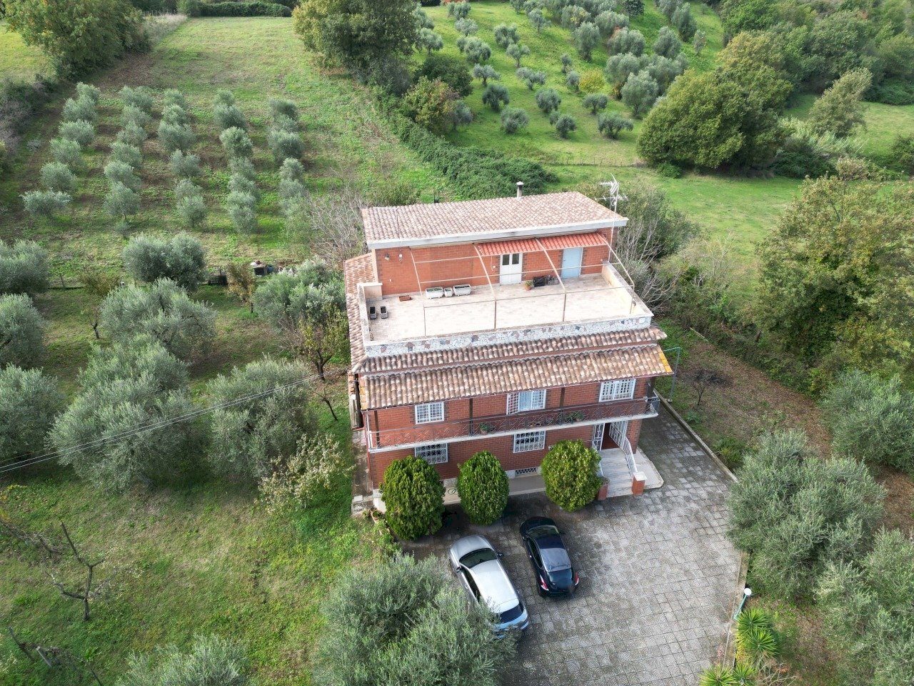 DJI_0356.jpg - Villa Civitella San Paolo - foto 2