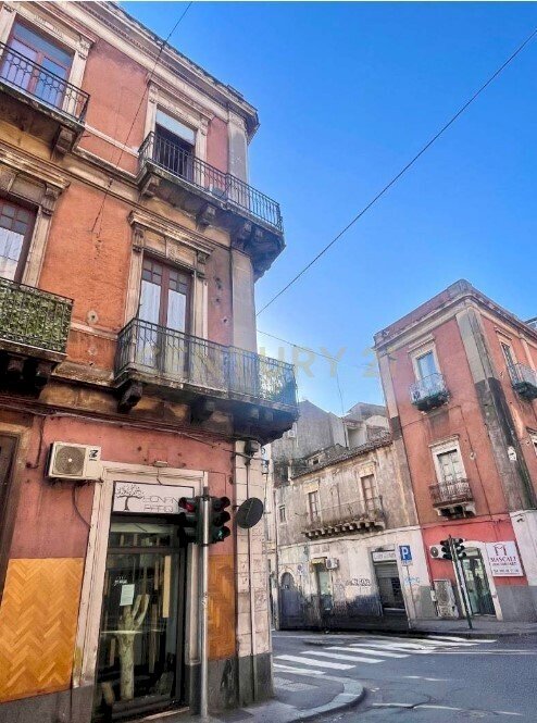 1.jpg - Quadrilocale Via S. Nicolò Al Borgo 33, Catania - foto 2