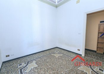 5.3 CAMERA 2.jpg - Appartamento VIA ANDREA COSTA 14, Genova (zona Sestri Ponente) - foto 24