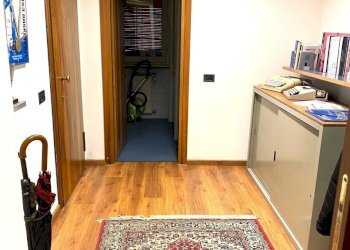 Interni appartamento - ingresso - Trilocale Viale Innocenzo 19, Como - foto 7