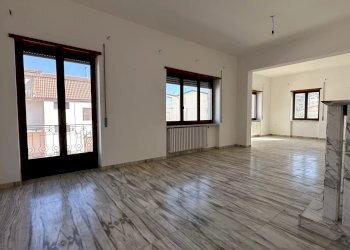 Villa Viale della Repubblica, Altomonte - foto 3