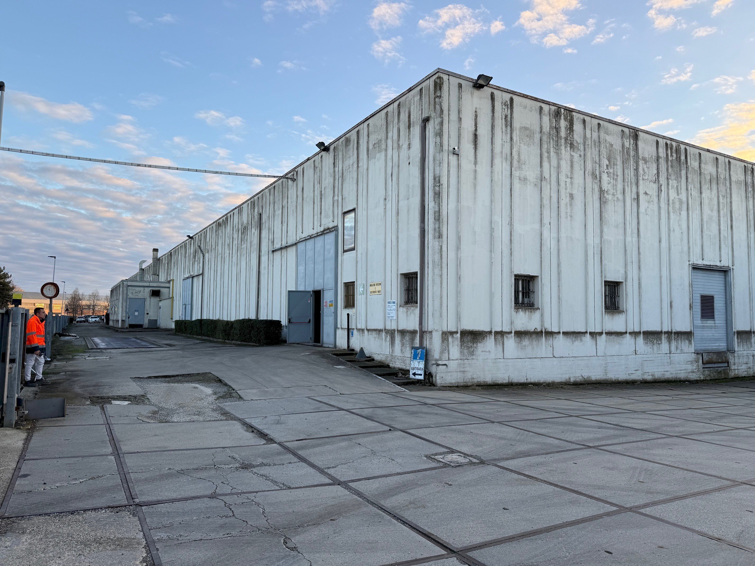 Capannone via Enrico Mattei, Castello d'Argile - foto 3