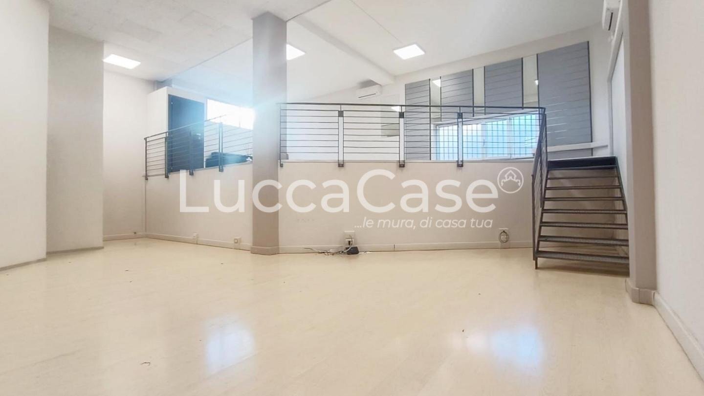 Commercial Premises Lucca - photo 2