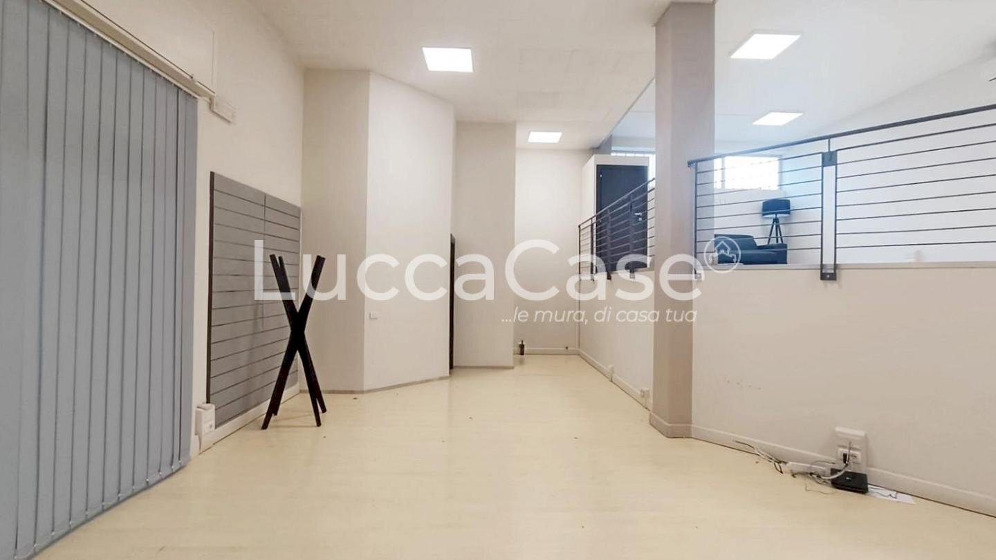 Commercial Premises Lucca - photo 3