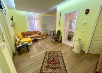 Trilocale Genova (zona Sestri Ponente) - foto 2