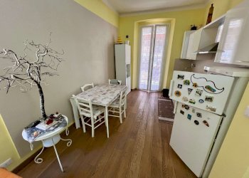 Trilocale Genova (zona Sestri Ponente) - foto 3