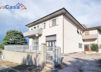 Office Via Achille Grandi 34, Ancona - photo 3