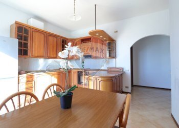 Monolocale Almenno San Salvatore, BG, Almenno San Salvatore - foto 1