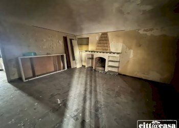 Stabile - Palazzo San Sebastiano da Po - foto 12