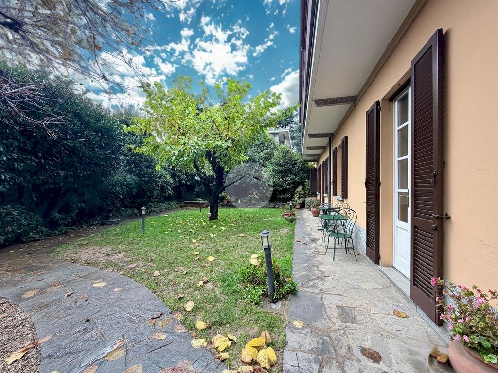 Three-family Villa Via Trento, Corbetta - photo 3