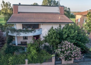 Villa Via Basoli, Castel Guelfo di Bologna - foto 1