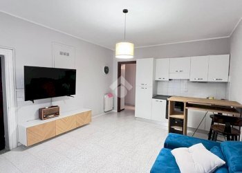 Bilocale Via Corsico, Milano (zona Porta Genova) - foto 1