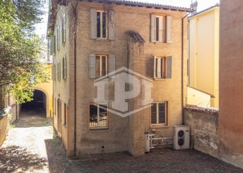 Casa indipendente Strada Maggiore, Bologna (zona Centro Storico) - foto 10