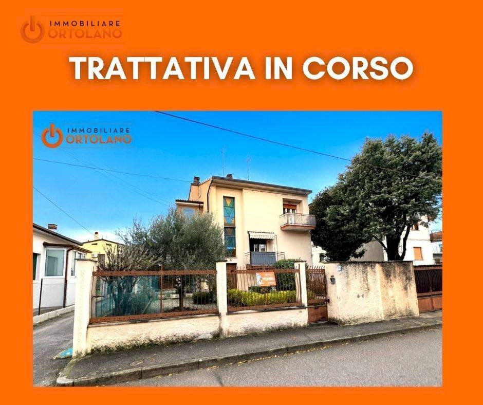 Foto 1 - Semi-detached house via Della Dogana Veneta
 
24, Monfalcone - photo 1