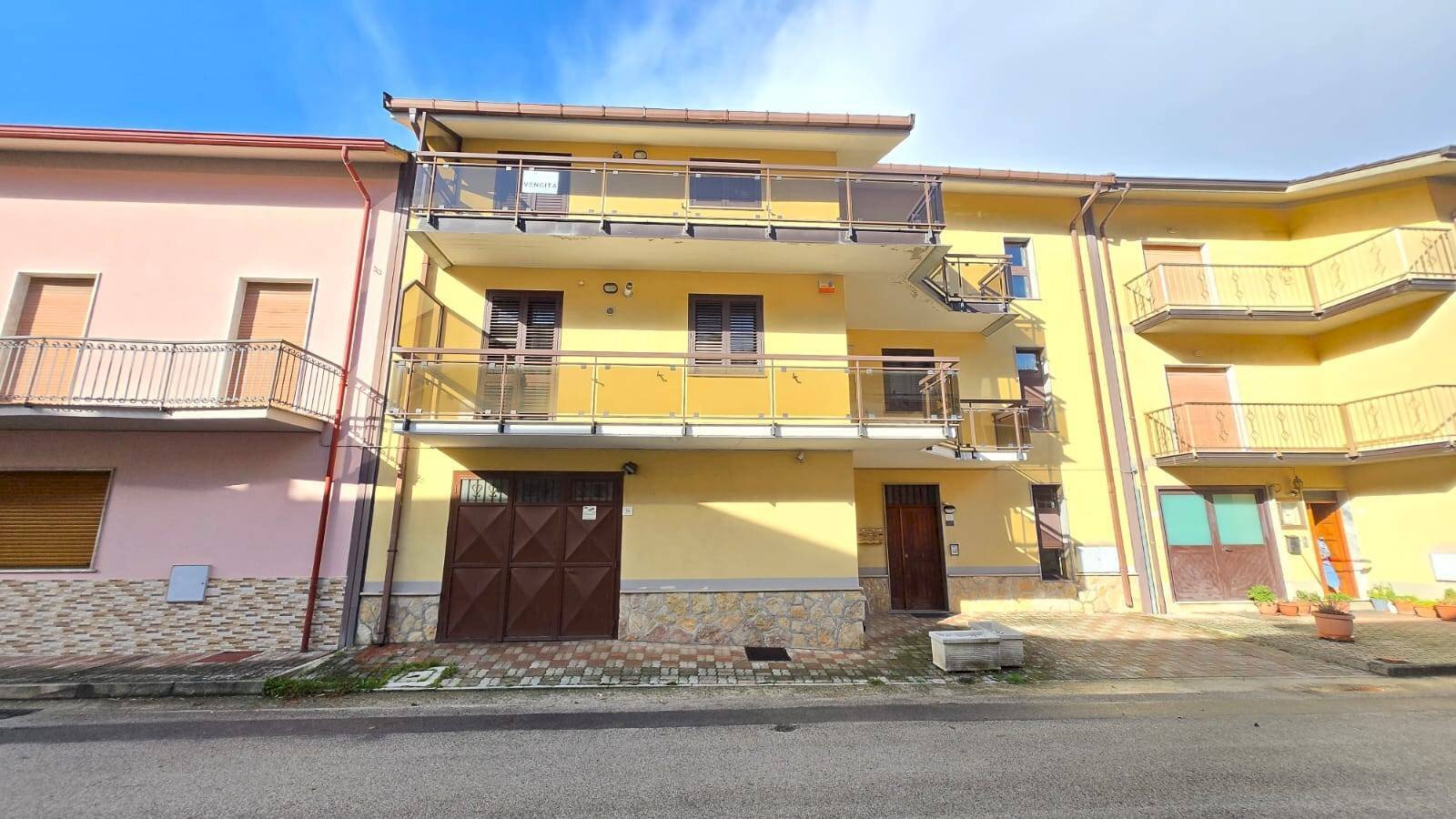 Foto 2 - Trilocale via Arduino Candela
 
61, Volturara Irpina - foto 2