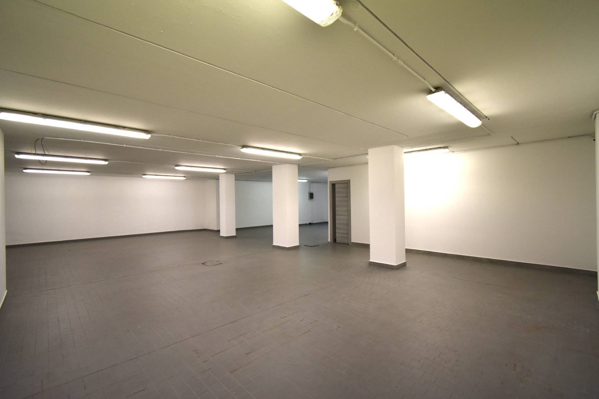 Foto 3 - Warehouse Via Giovanni Falcone
 
38, Ornago - photo 3