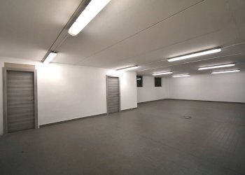 Foto 2 - Magazzino Via Giovanni Falcone
 
38, Ornago - foto 2