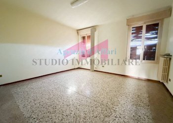 Foto 10 - Casa semi indipendente Piazza Libertà
 
104, Castelmassa - foto 10