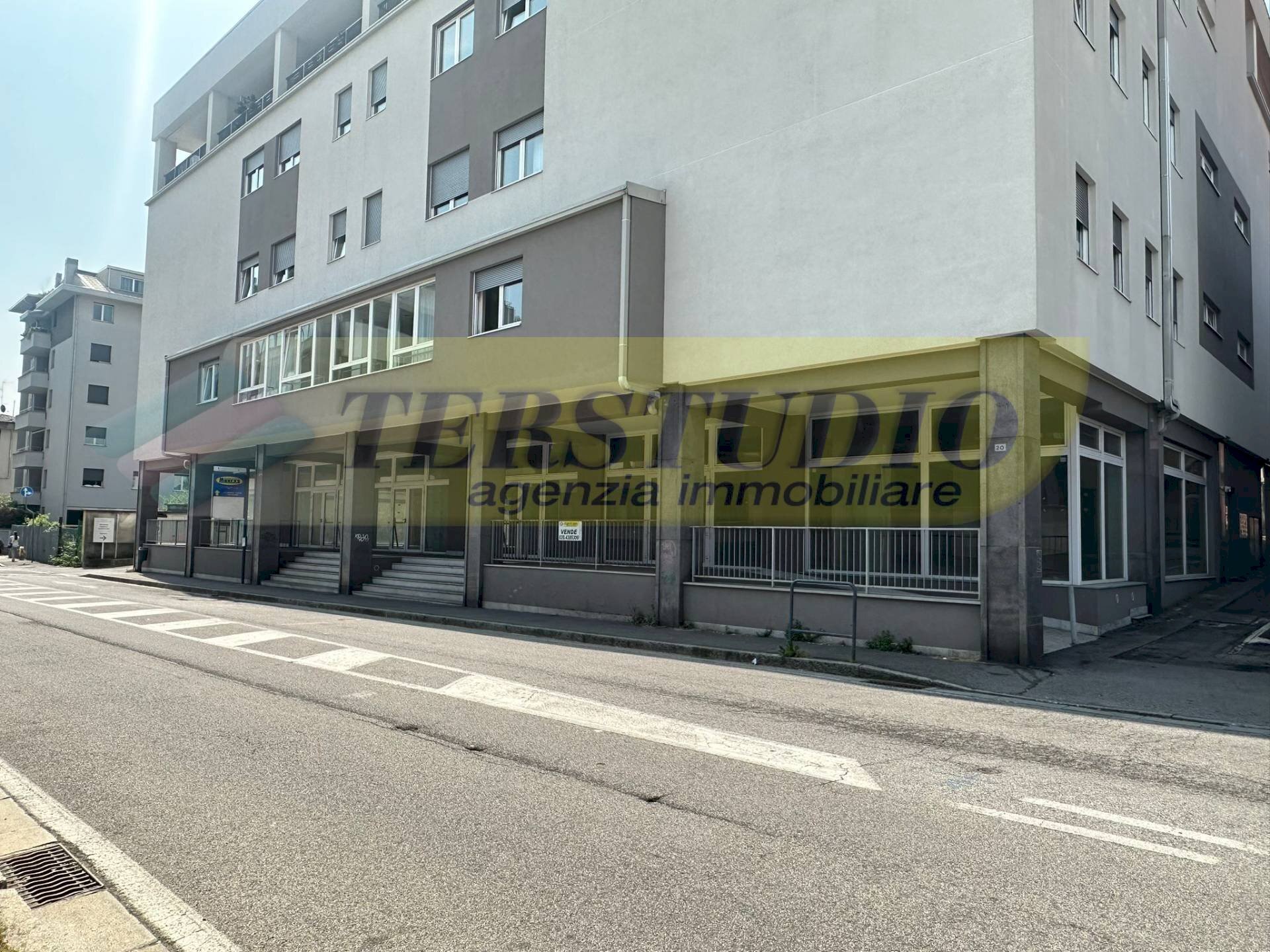 Foto 2 - Shop Via Ginevrina da Fossano
 
20, Cantù - photo 2